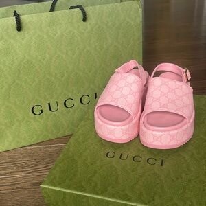 Gucci Angelina GG Supreme Granda Kid Pink slingback sandal 37.5